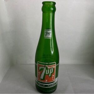 Vintage 1959 7UP Green Glass 12 oz Soda Bottle You Like It It Likes You Buff